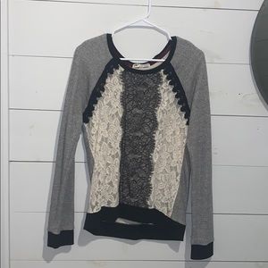 Women’s jolt sweater